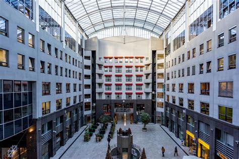 iu corporate schnäppchen|IU Group .